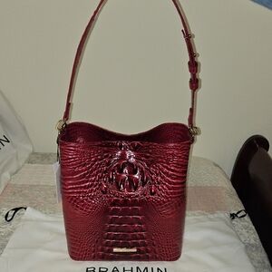BRAHMIN CELINA Bucket Bag In Merlot Ombre Melbourne. NWT.